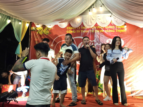 Tiệc Tất Niên Tại Dĩ An