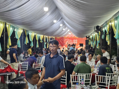 Tiệc Tất Niên Tại Dĩ An