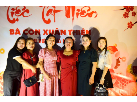 Tiệc Tất Niên Bà Con Xuân Thiên KV Miền Nam